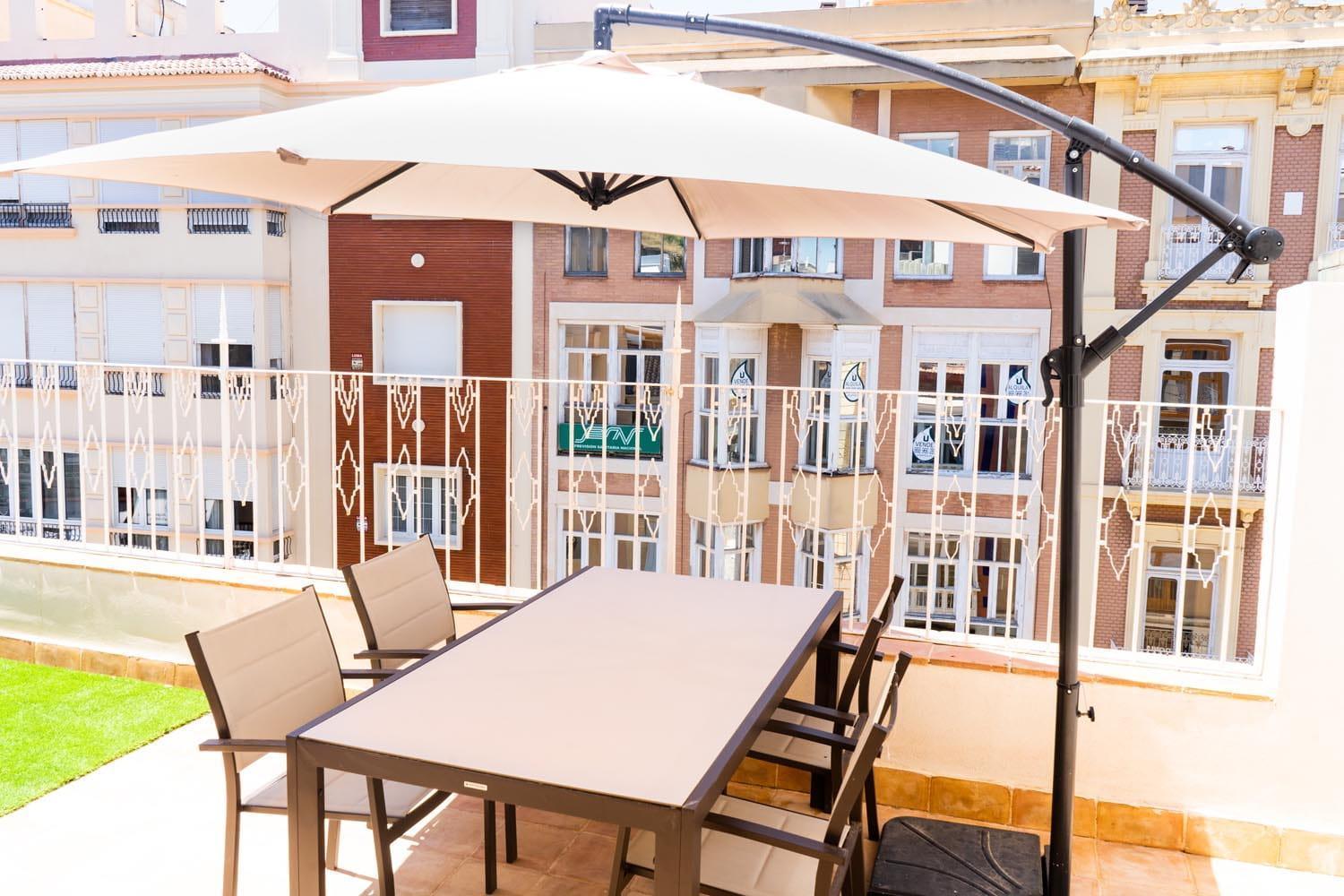 Apartamentos Turisticos Gran Via By Cartagenaspain ภายนอก รูปภาพ